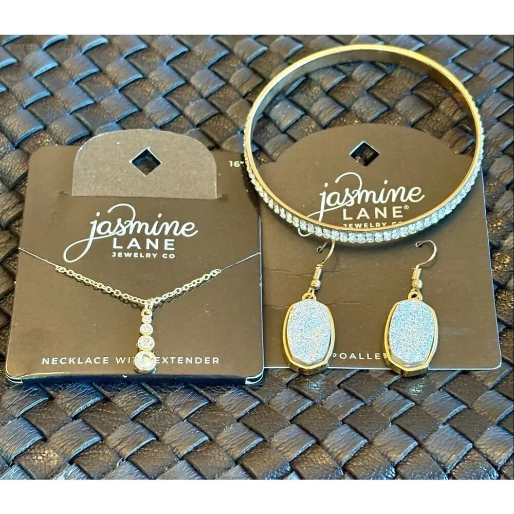 JASMINE LANE - 🎉HP🎉 3-Piece Fashion Jewelry Bundle/Earrings/Pendant/Bangle